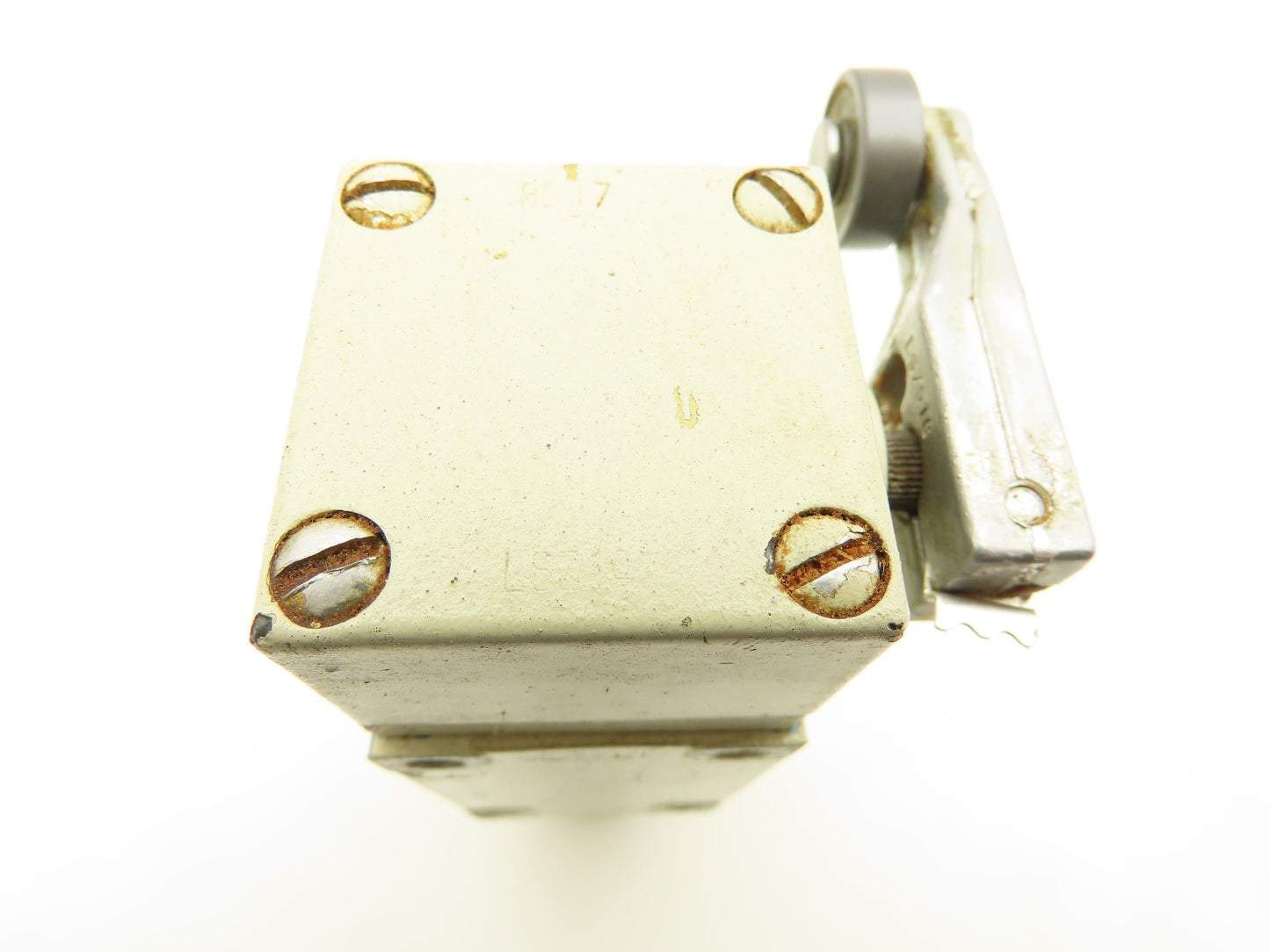 Honeywell Micro Switch LSA1E Heavy Duty Limit Switch 10A 600V Roller Lever Arm