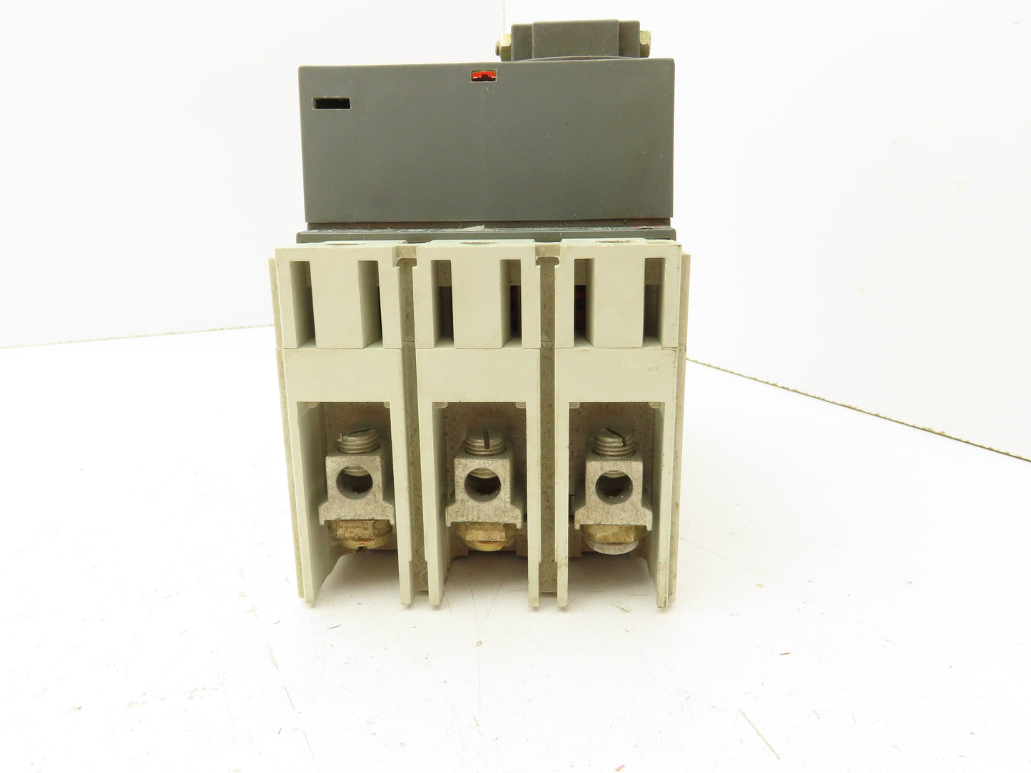 ABB S3N SACE S3 Circuit Breaker 400VAC 3A 3 Pole 120"LBS Torque