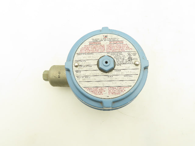 United Electric Controls J120-164 Pressure Switch 480VAC 15A 4-200PSI 3/4"NPT