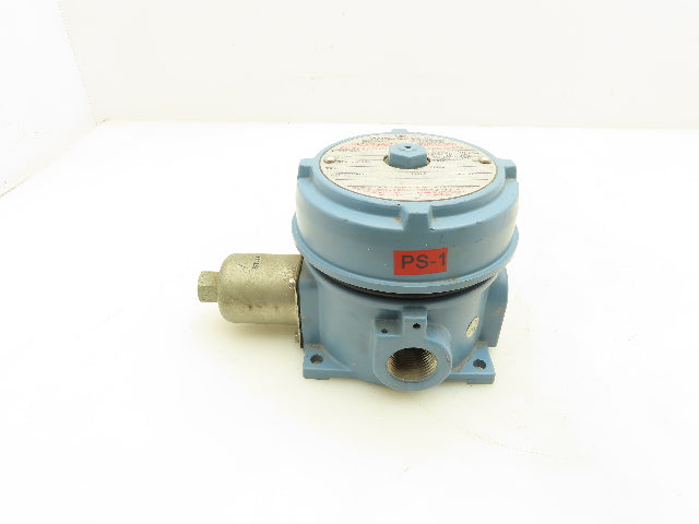 United Electric Controls J120-164 Pressure Switch 480VAC 15A 4-200PSI 3/4"NPT