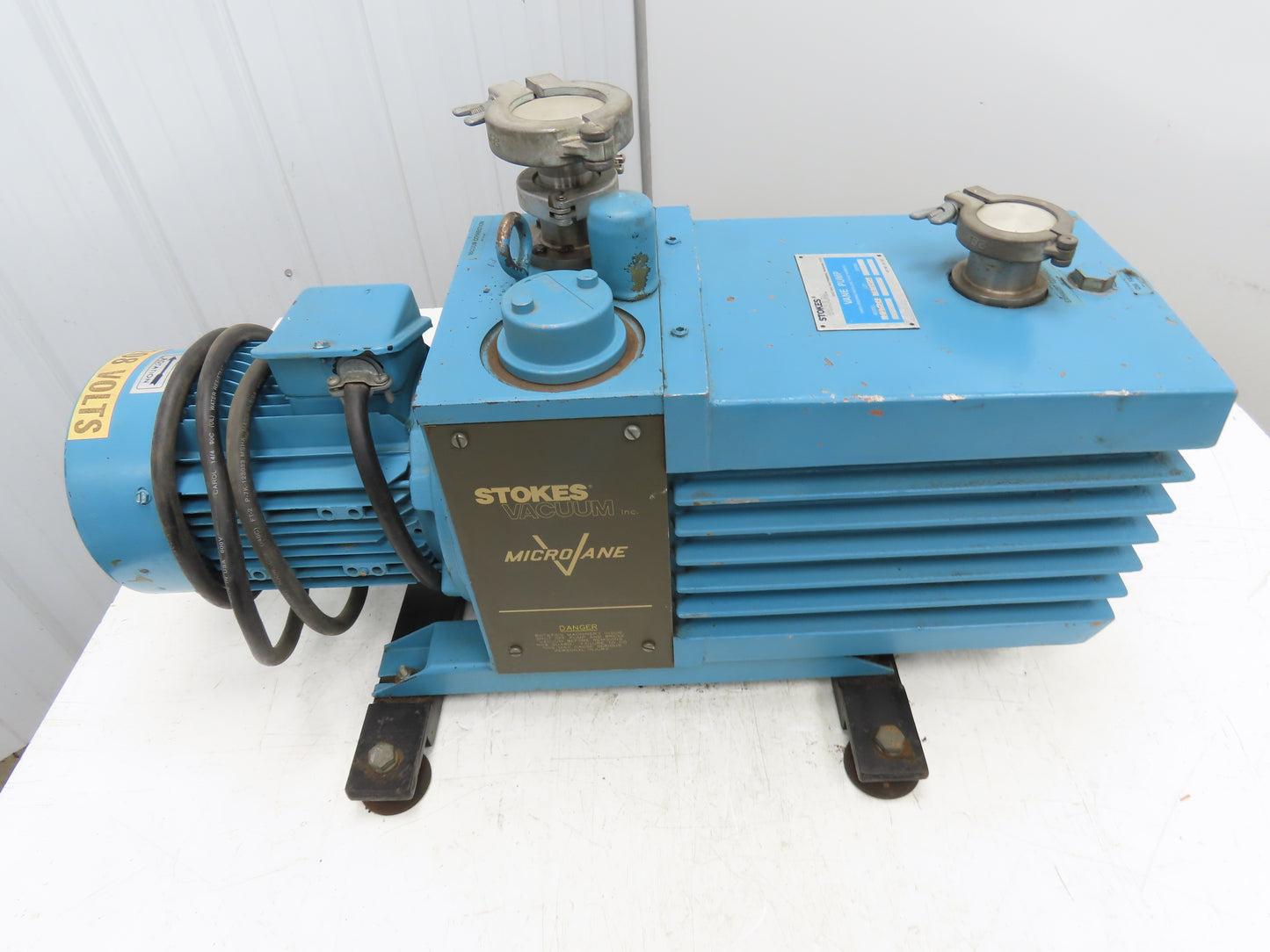 Stokes 017-241 MicroVane Rotary Vane Vacuum Pump 37 CFM 2Hp 230/460V 3PH
