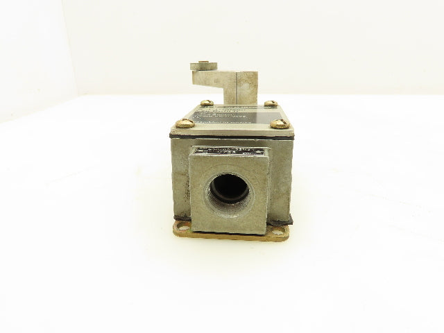 Square D L100WNCS2M34 Type L Limit Switch RB Denison Lox-Switch Series F