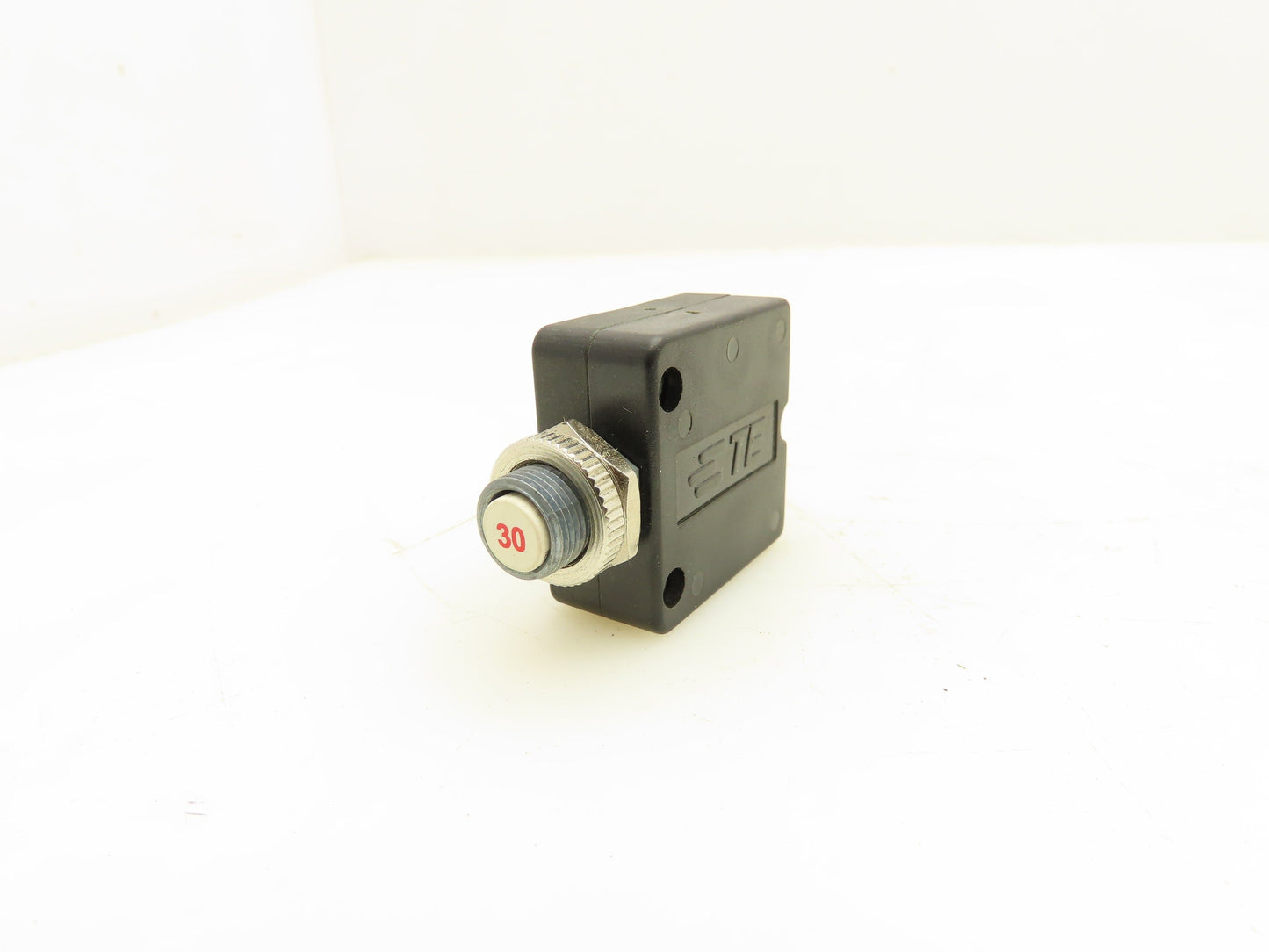 ETE W58-XB1A4A-30 Circuit Breaker Thermal Reset 250VAC 30A Lot Of 5