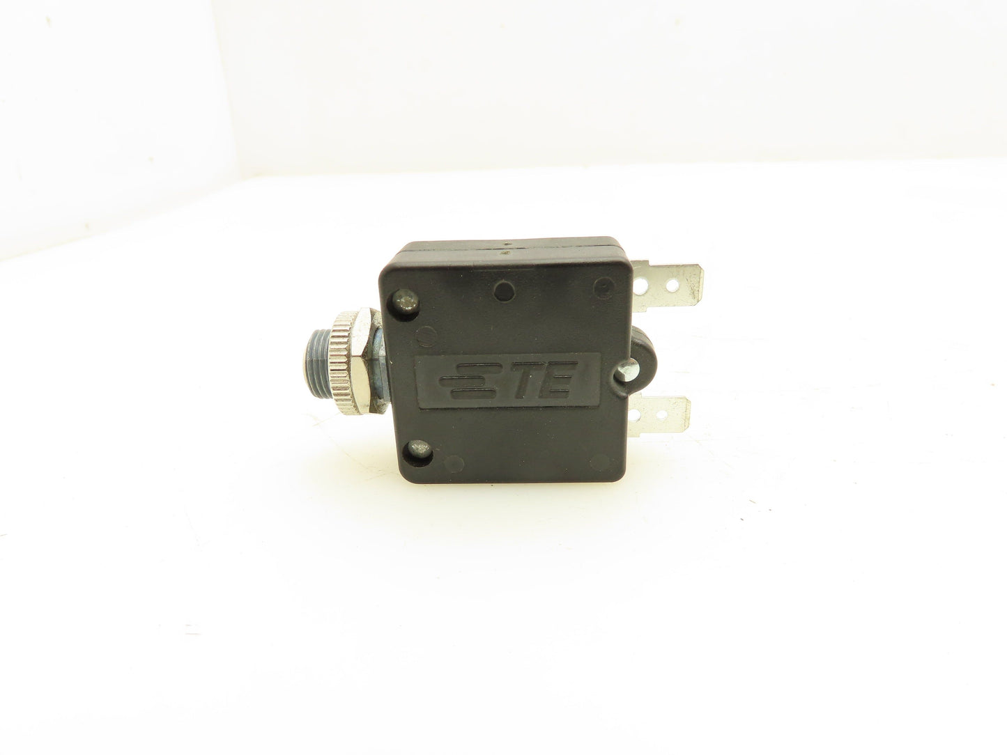 ETE W58-XB1A4A-30 Circuit Breaker Thermal Reset 250VAC 30A Lot Of 5
