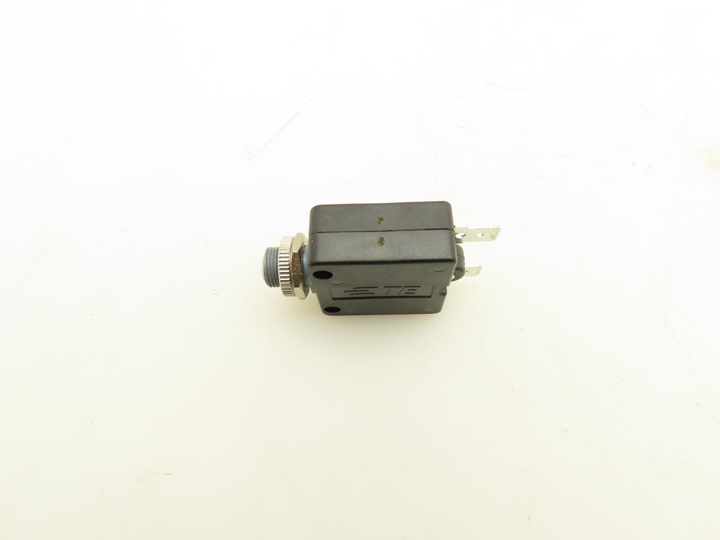 ETE W58-XB1A4A-30 Circuit Breaker Thermal Reset 250VAC 30A Lot Of 5
