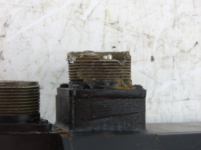 Reliance Electric F-4075-R-H00AA AC Servo Motor 2.9HP 240V 9A 3000RPM 3PH