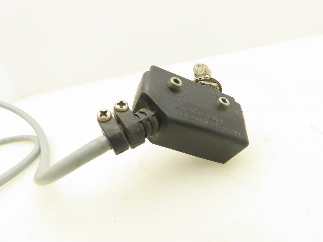 Renew RZ-15GQ22-B3 Micro Plunger Limit Switch 1/2" Roller Lot of 5
