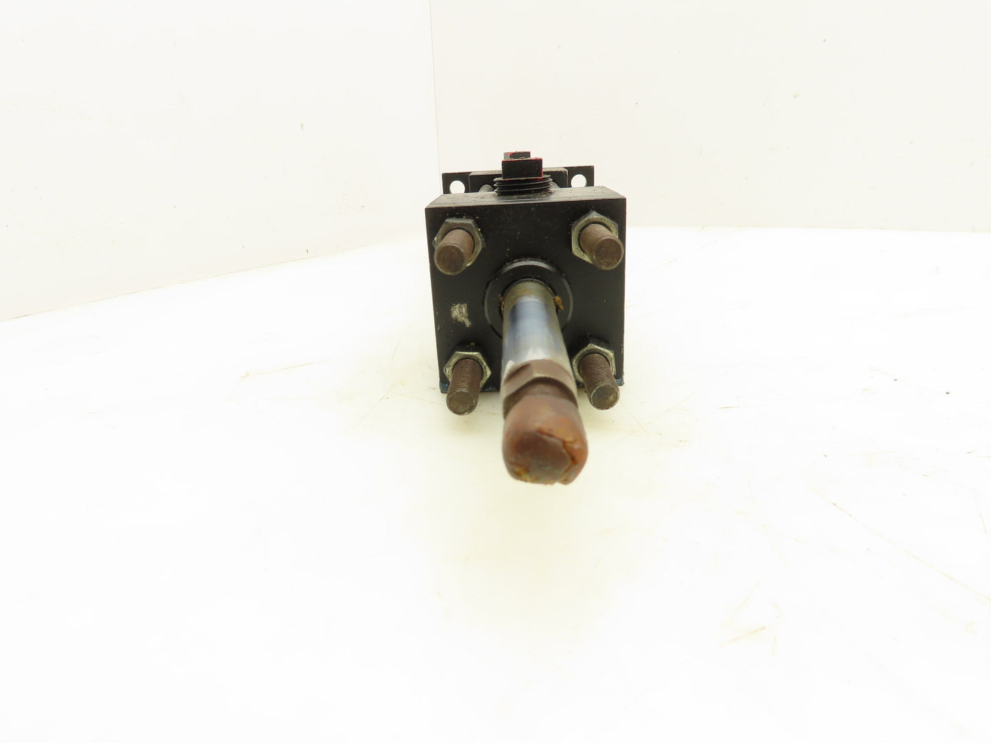 Peninsular HF4150A Double Rod Hydraulic Cylinder 1.5" Bore 5" Stroke 2500psi