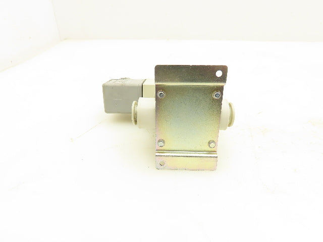 SMC VX230HZ3A 2-Way Solenoid Valve NC 24VDC Coil 3/8" Push Connect Lot of 6