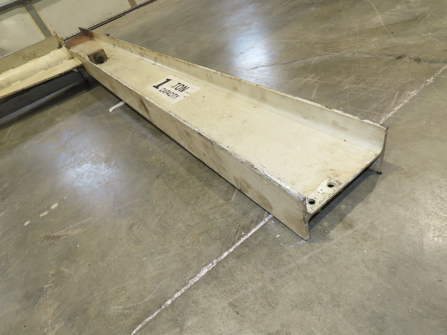 1 Ton 2000Lb Wall Mount Cantilever Work Station Jib Crane 5' 5" Span 10' Height