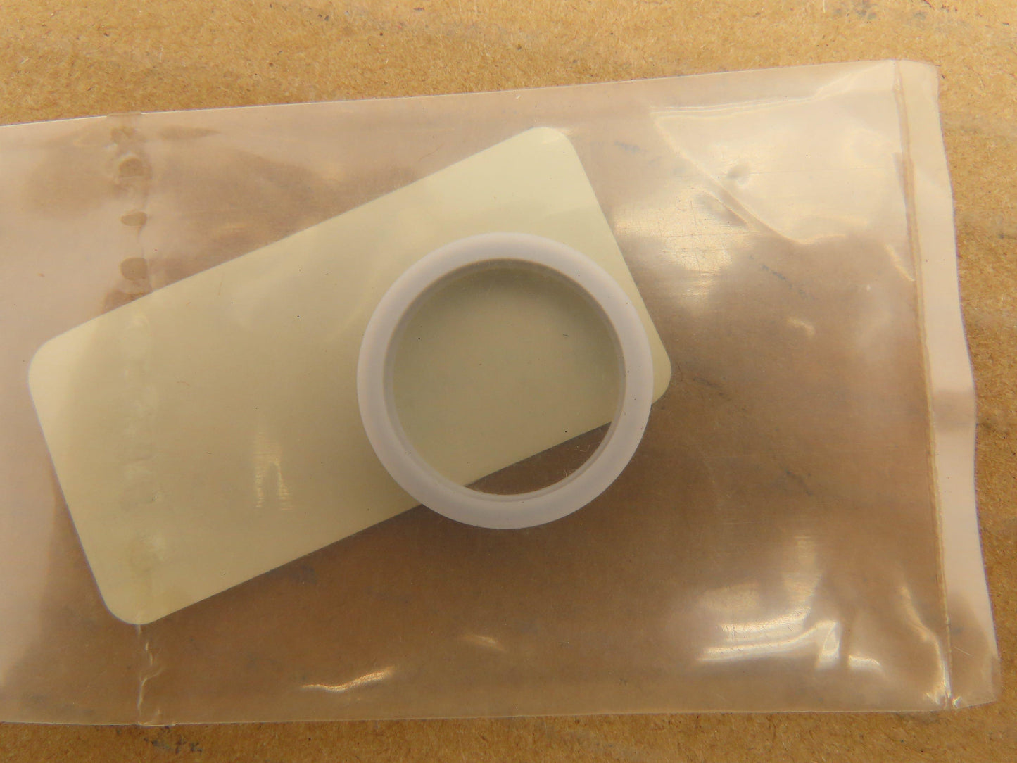 Furon AR10400-116AC Plain Oil Seal 3/4" ID 15/16" OD Lot of 8