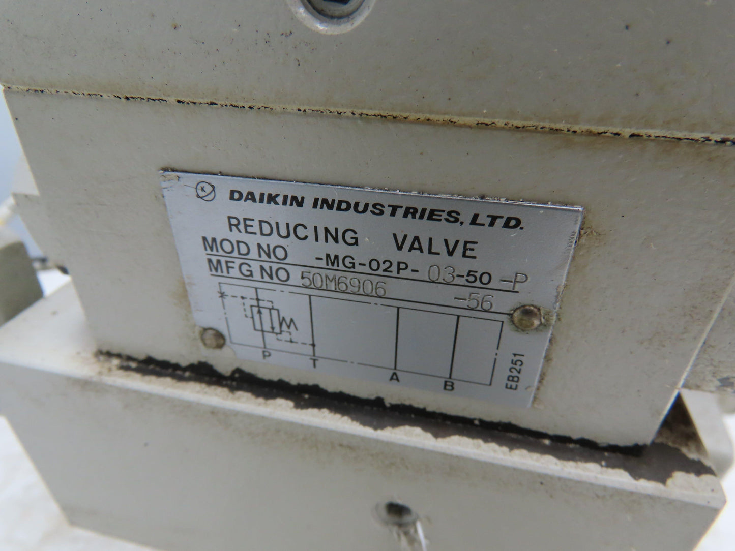 Daikin VR100SAES-15SAJS-10S04 Hydraulic Double Piston Pump V15SAJS-BRX-95S3