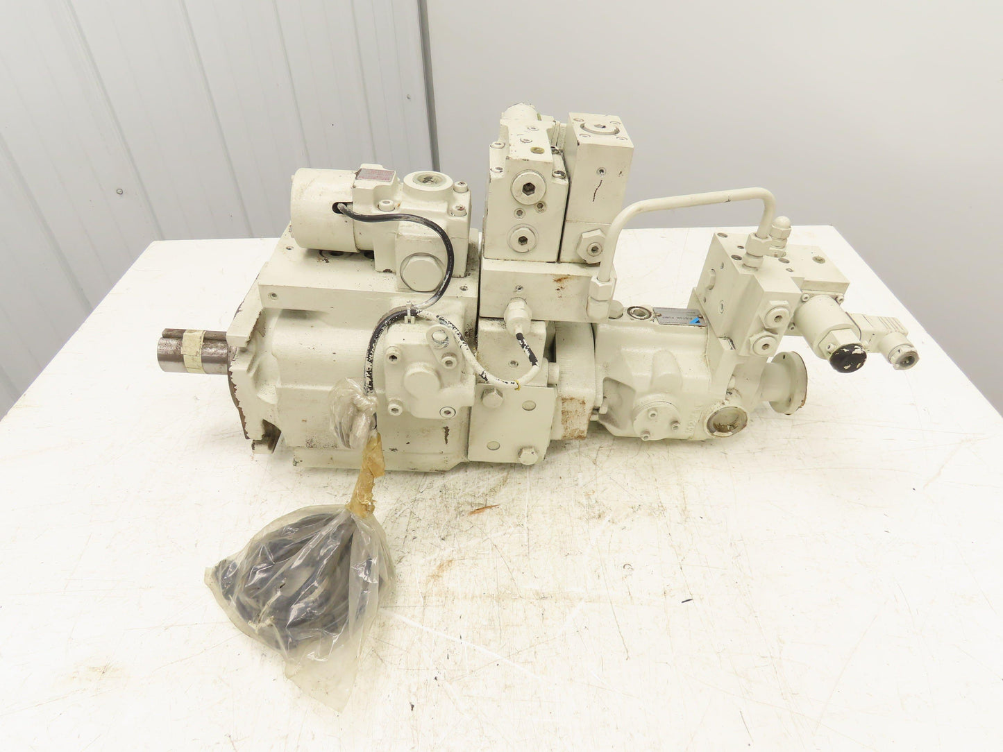 Daikin VR100SAES-15SAJS-10S04 Hydraulic Double Piston Pump V15SAJS-BRX-95S3