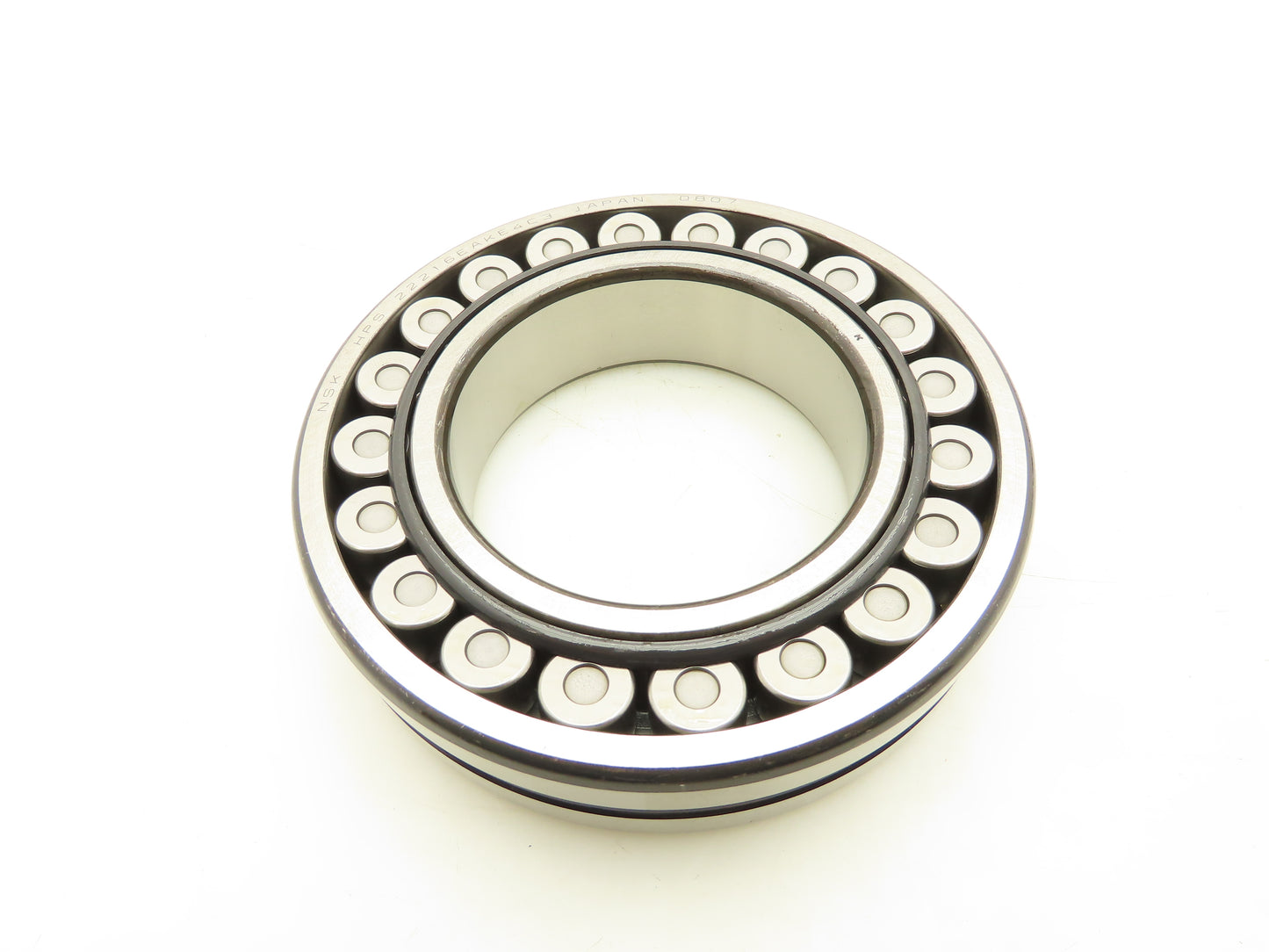 NSK 22216EAKE4C3 Spherical Roller Bearing 80MM Bore 140MM OD 33MM Width