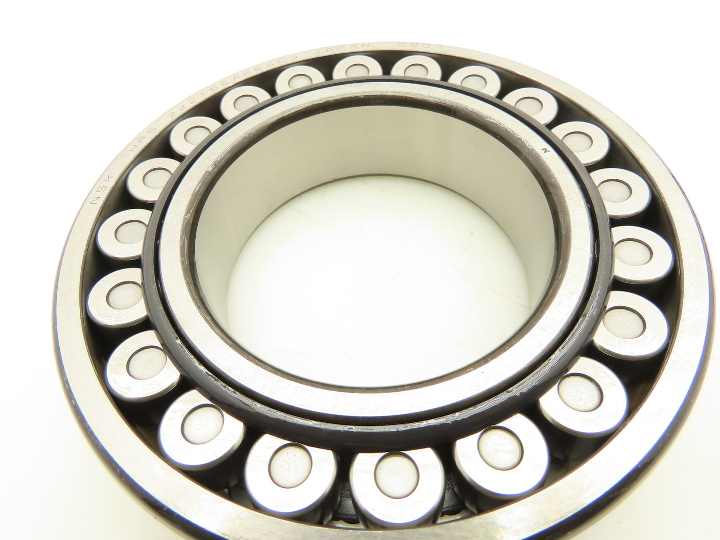 NSK 22216EAKE4C3 Spherical Roller Bearing 80MM Bore 140MM OD 33MM Width