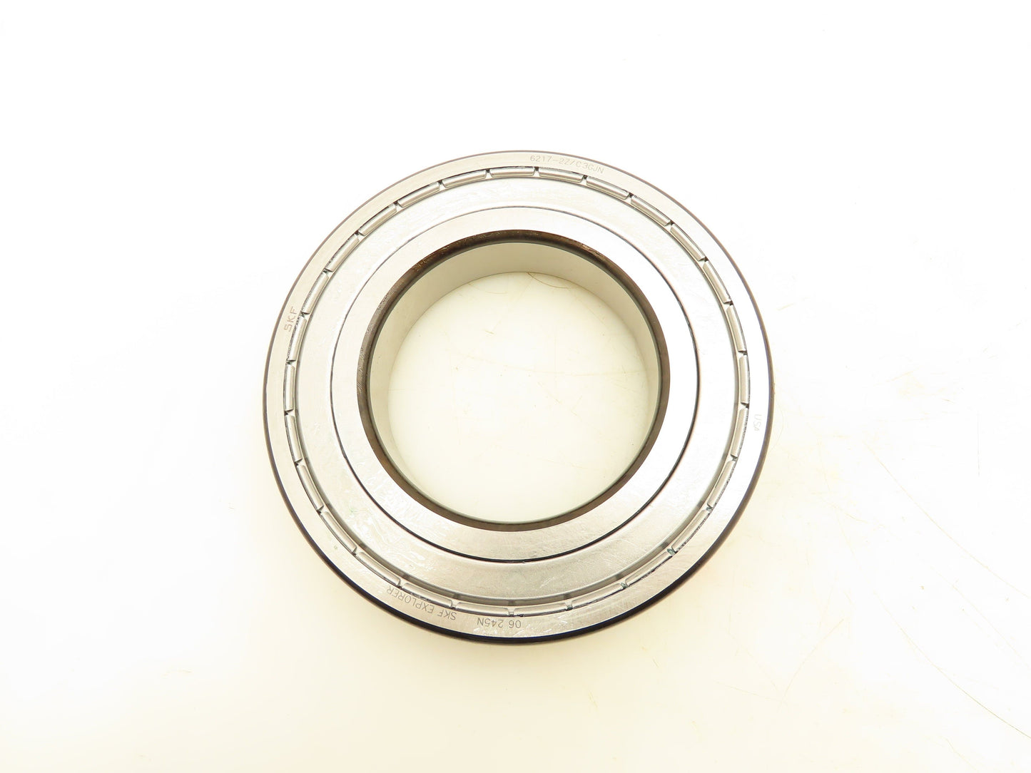 SKF 62172ZJEM Deep Groove Ball Bearing 85MM Bore 150MM OD 28MM Width Shielded