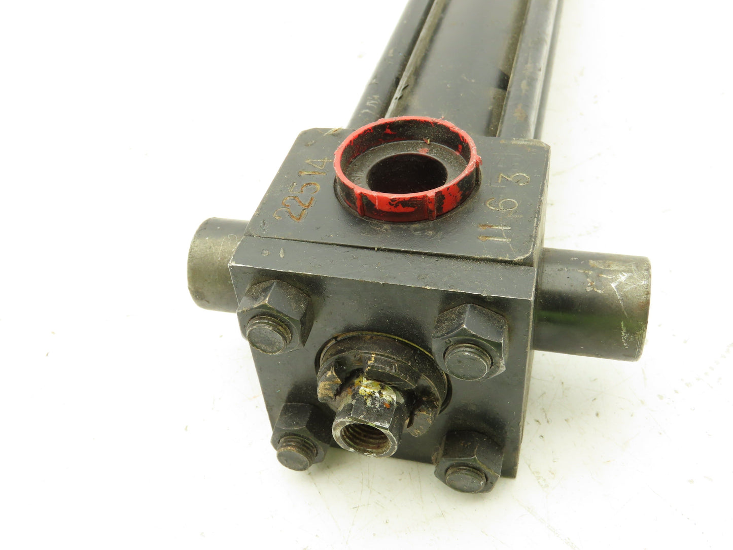 Parker CD2HLT13AC 2H Hydraulic Cylinder 1.5" Bore 9" Stroke 3000 PSI Trunnion