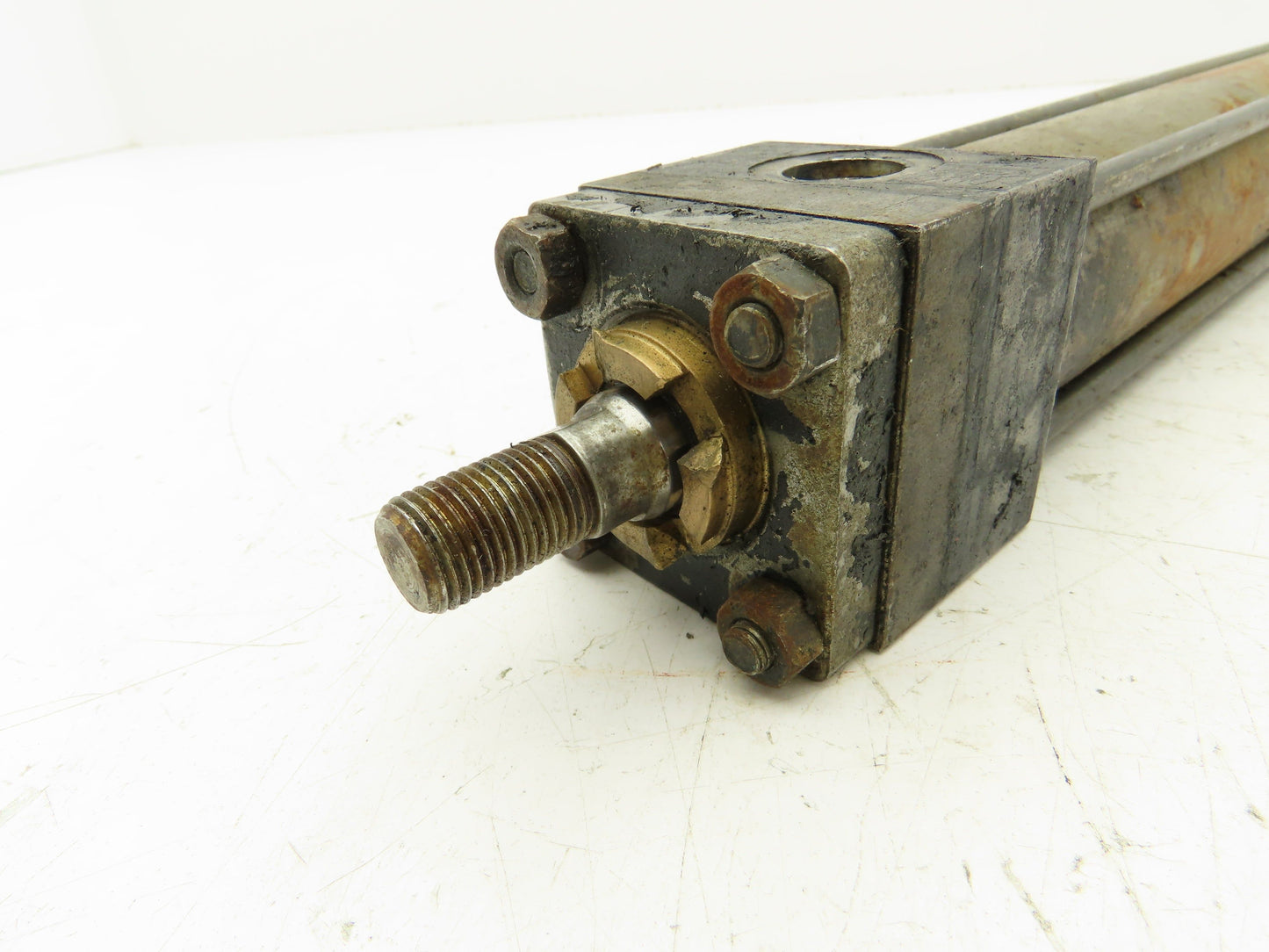 Parker Series 3L CB3LTS18C Hydraulic Cylinder 1.5" Bore 19" Stroke Pivot Mount