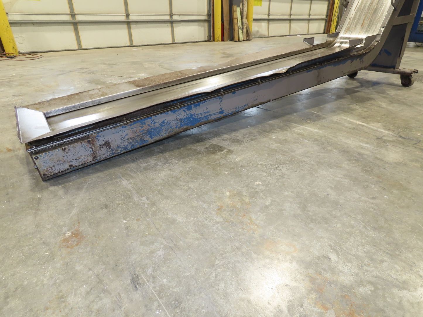 LNS Turbo Magnetic Slide CNC Chip Conveyor 77" Infeed 45-52" Discharge 460V 3PH
