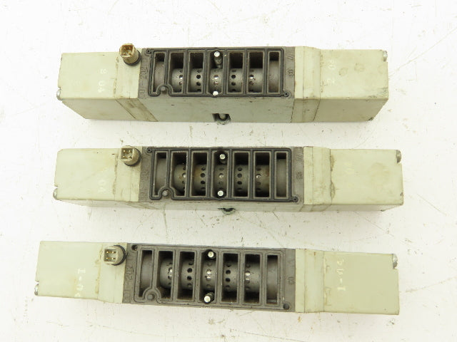 Numatics 123BB6Z2KN00030 Pneumatic Directional 4/3 Solenoid Valve 120V Lot of 3