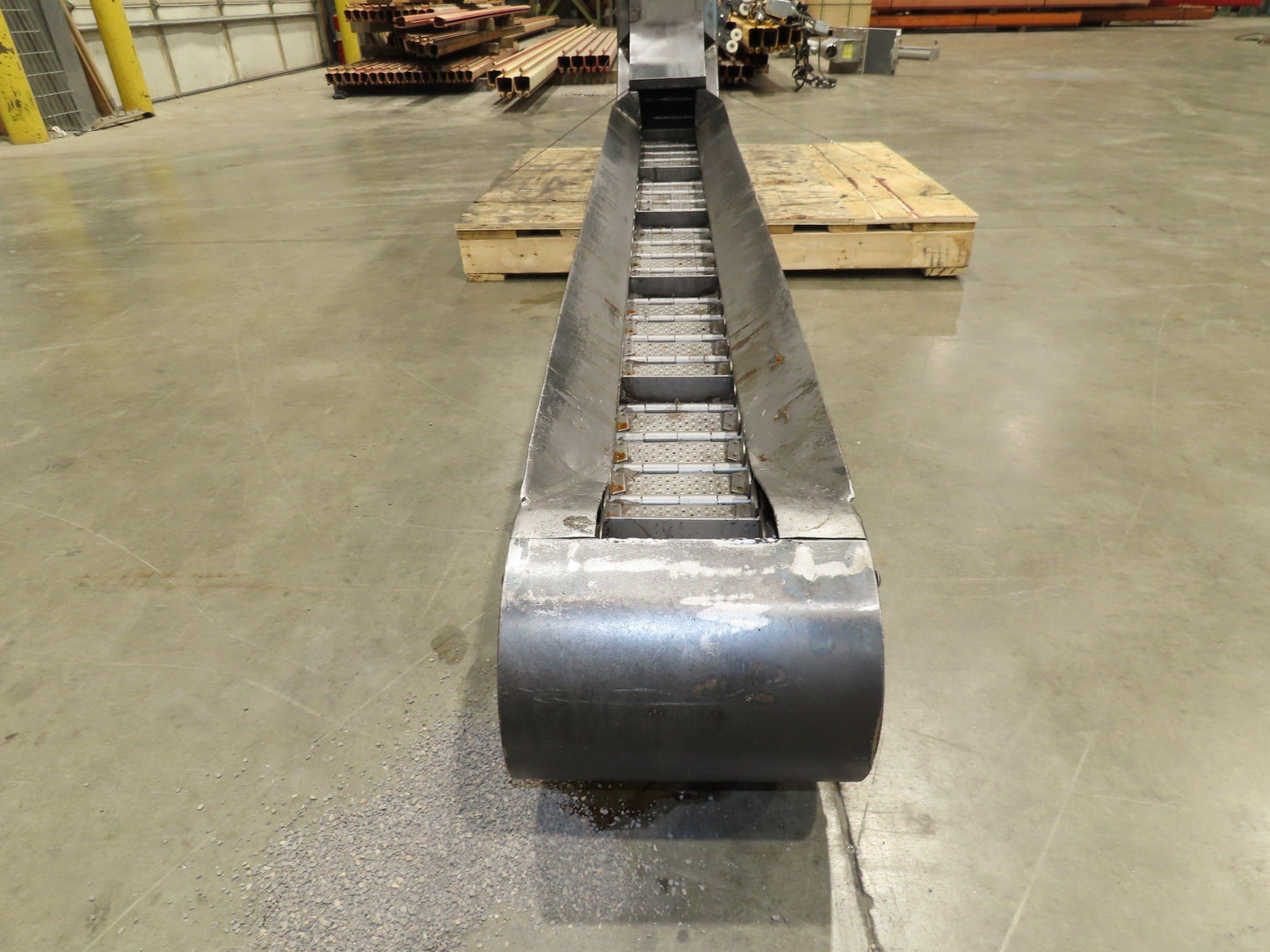Mayfran Chip-Tote Hinge Belt CNC Chip Conveyor 68" Infeed 44" Discharge 460V 3PH