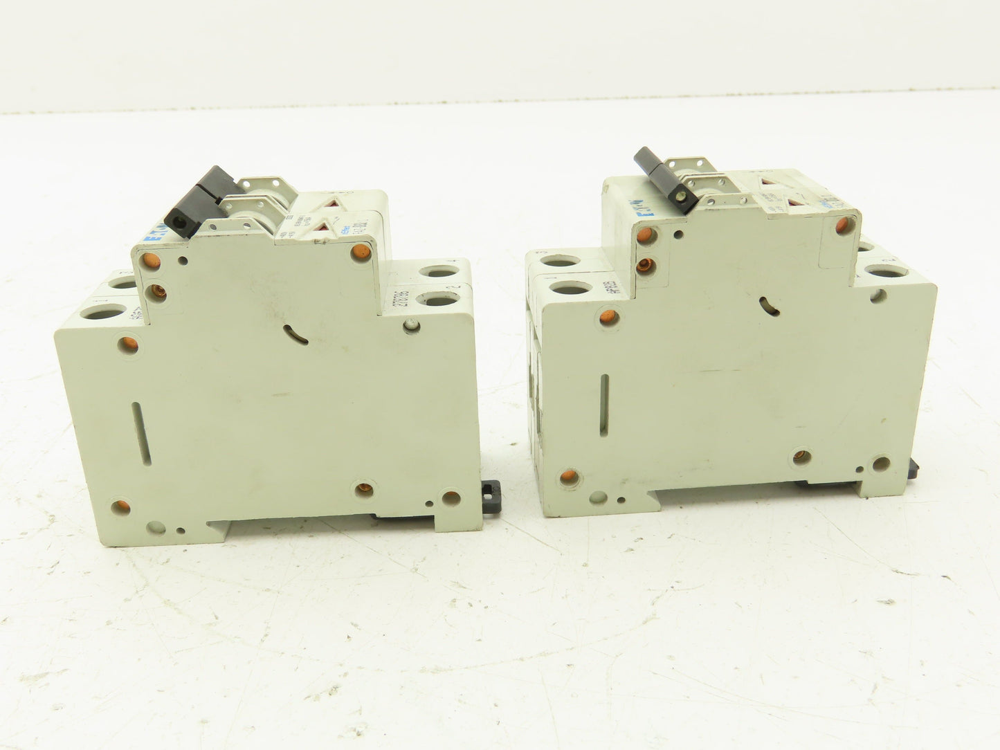 Eaton FAZ-D32/2 Circuit breaker 2-Pole 32A Lot of 2