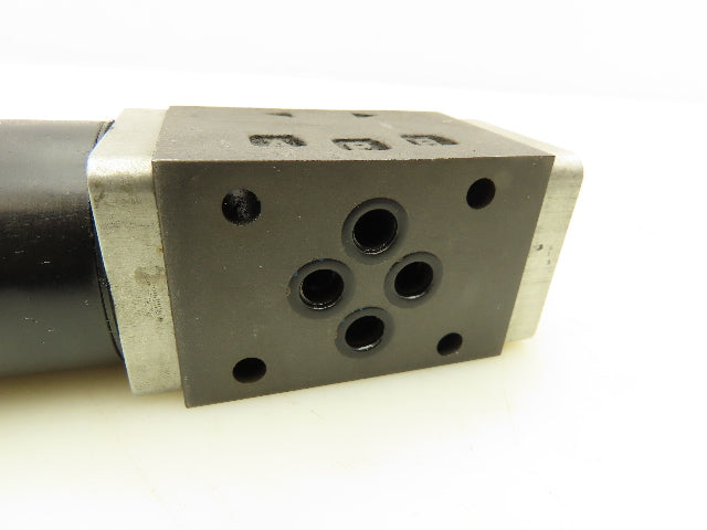 Nachi SA-G01-A3X-C1-11 Hydraulic Directional Solenoid Valve 110V 2.0A