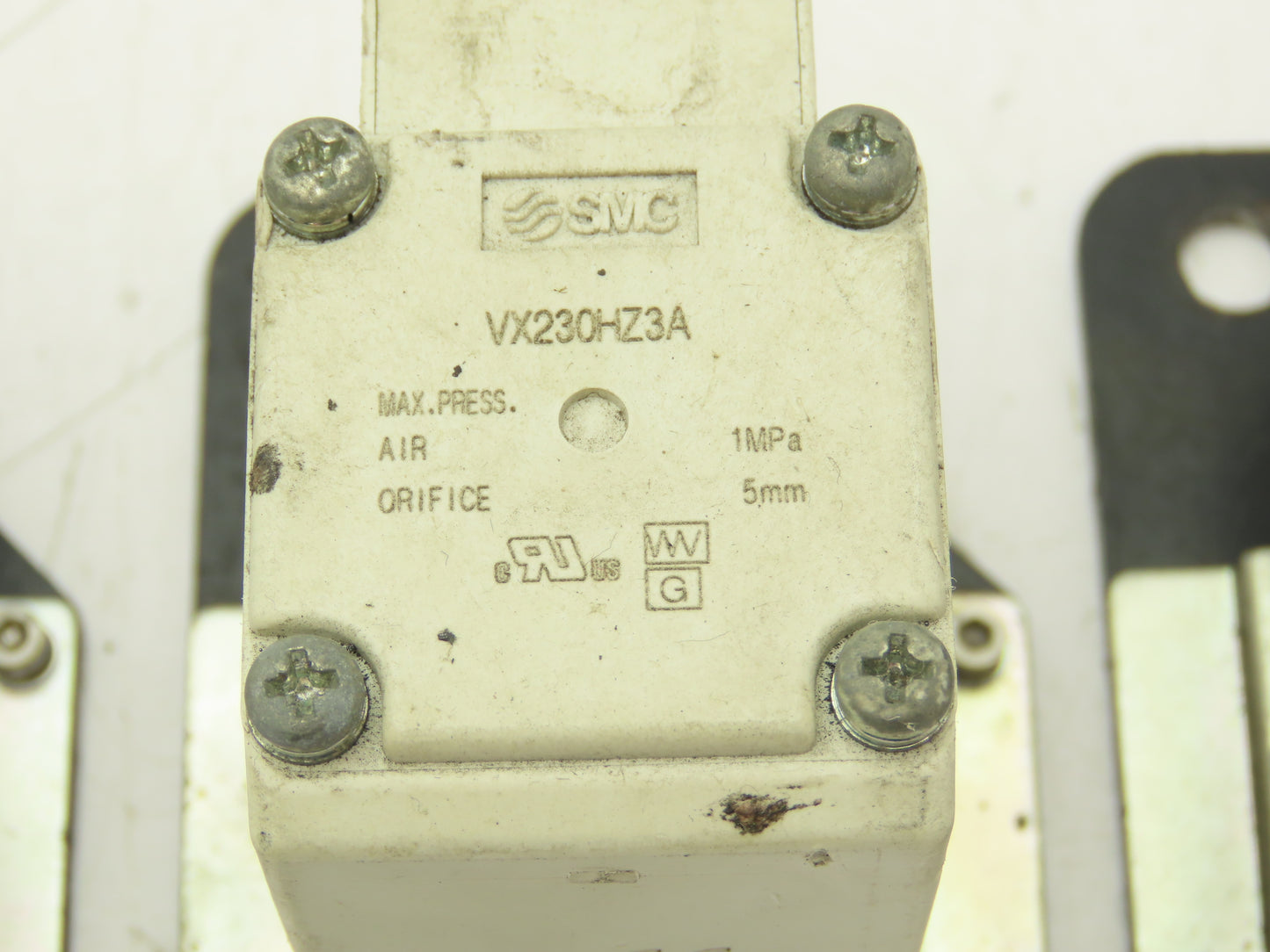 SMC VX230HZ3A 2-Way Solenoid Valve NC 24VDC 3/8" Push Connect Lot of 3