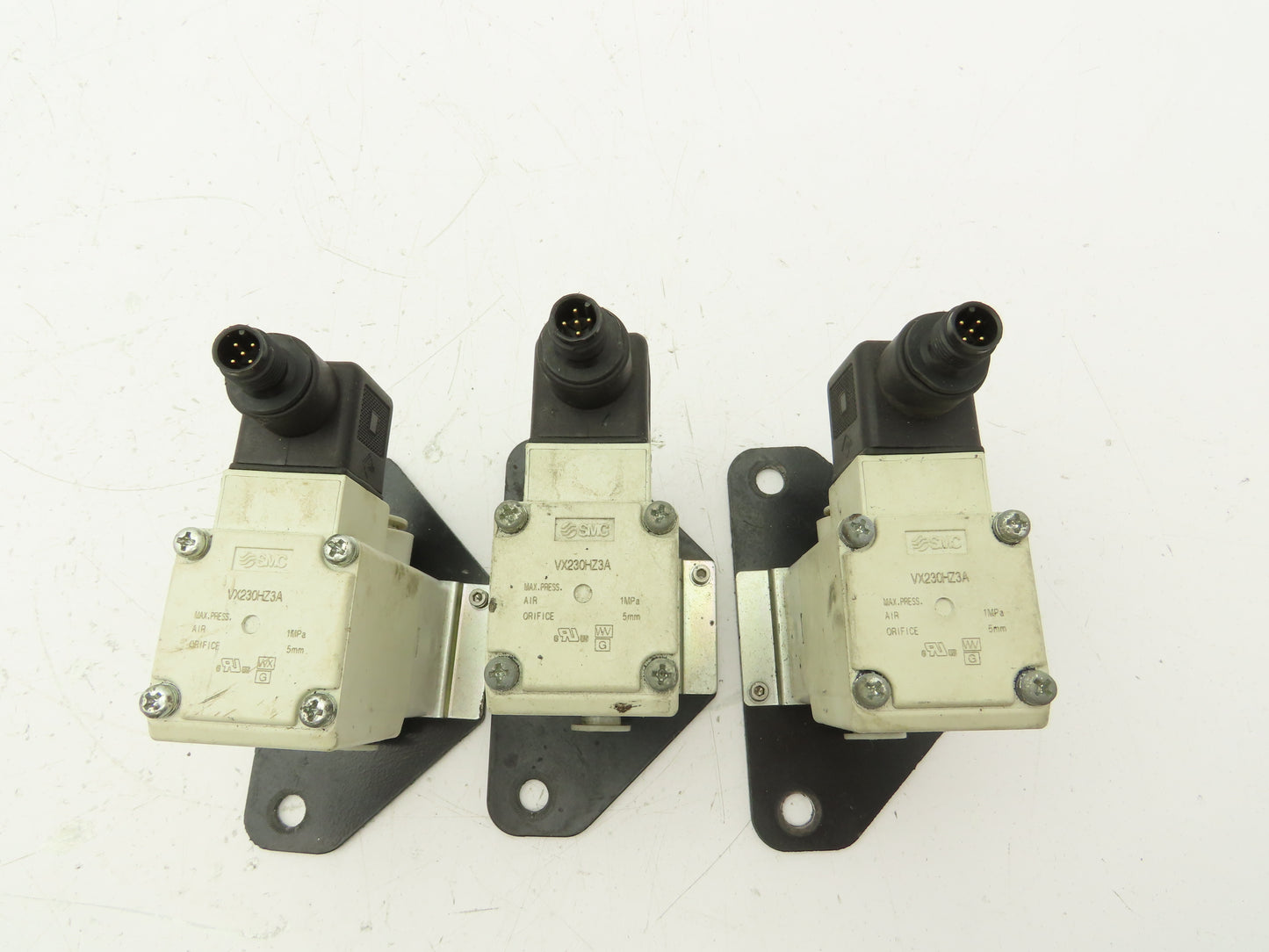 SMC VX230HZ3A 2-Way Solenoid Valve NC 24VDC 3/8" Push Connect Lot of 3