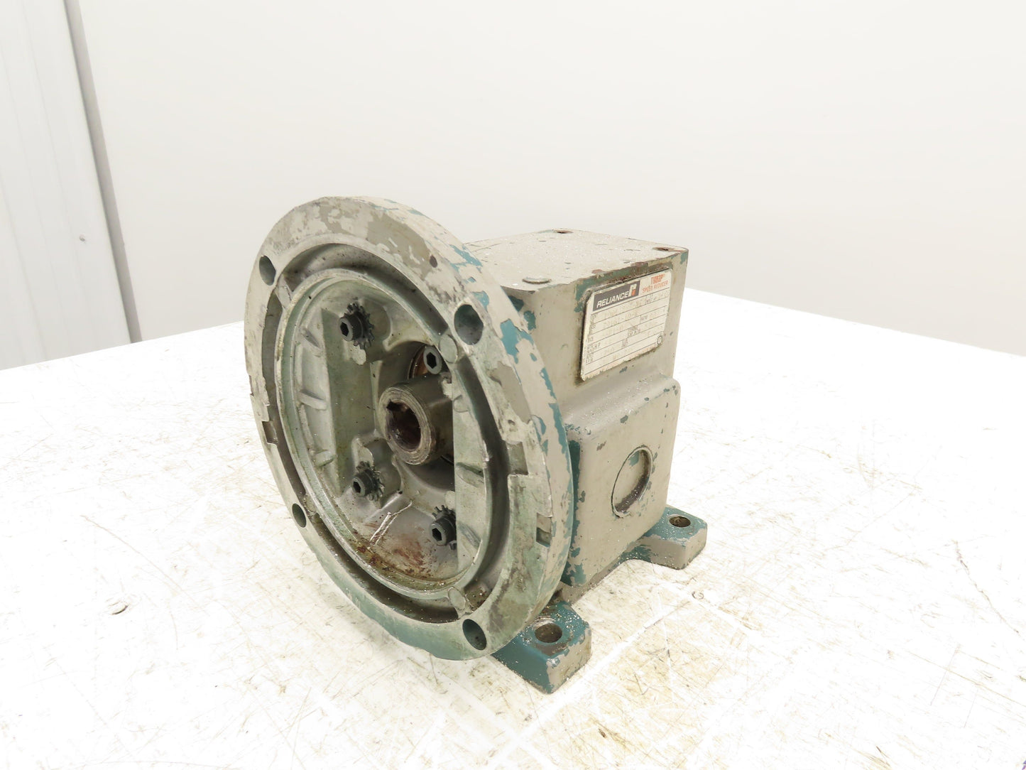 Reliance 79161-10-W Tigear Speed Reducer Gearbox 20:1 Ratio 296In-Lb 87.5RPM