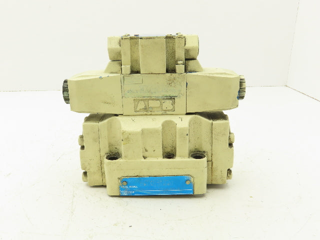 Tokimec Vickers DG5V-7-6C-T-P7-H-80-JA Directional Control Solenoid Valve 24VDC