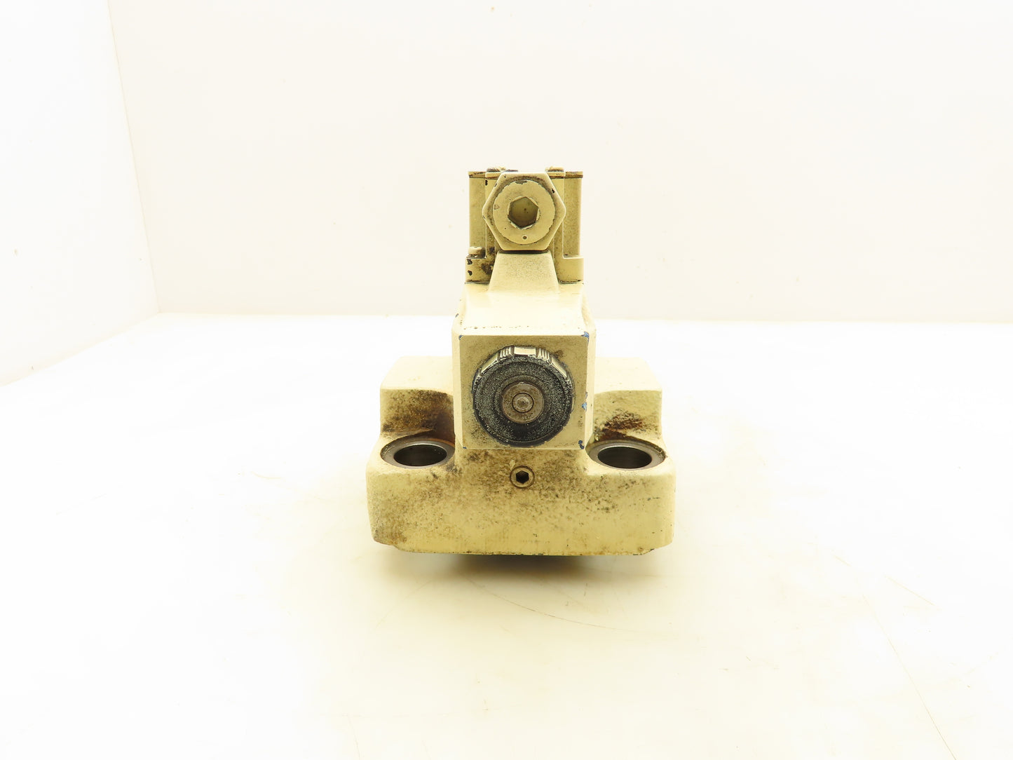 Tokimec Vickers CVC-40-D3-T39-10-JA Solenoid Control Cartridge Valve Cover 24VDC