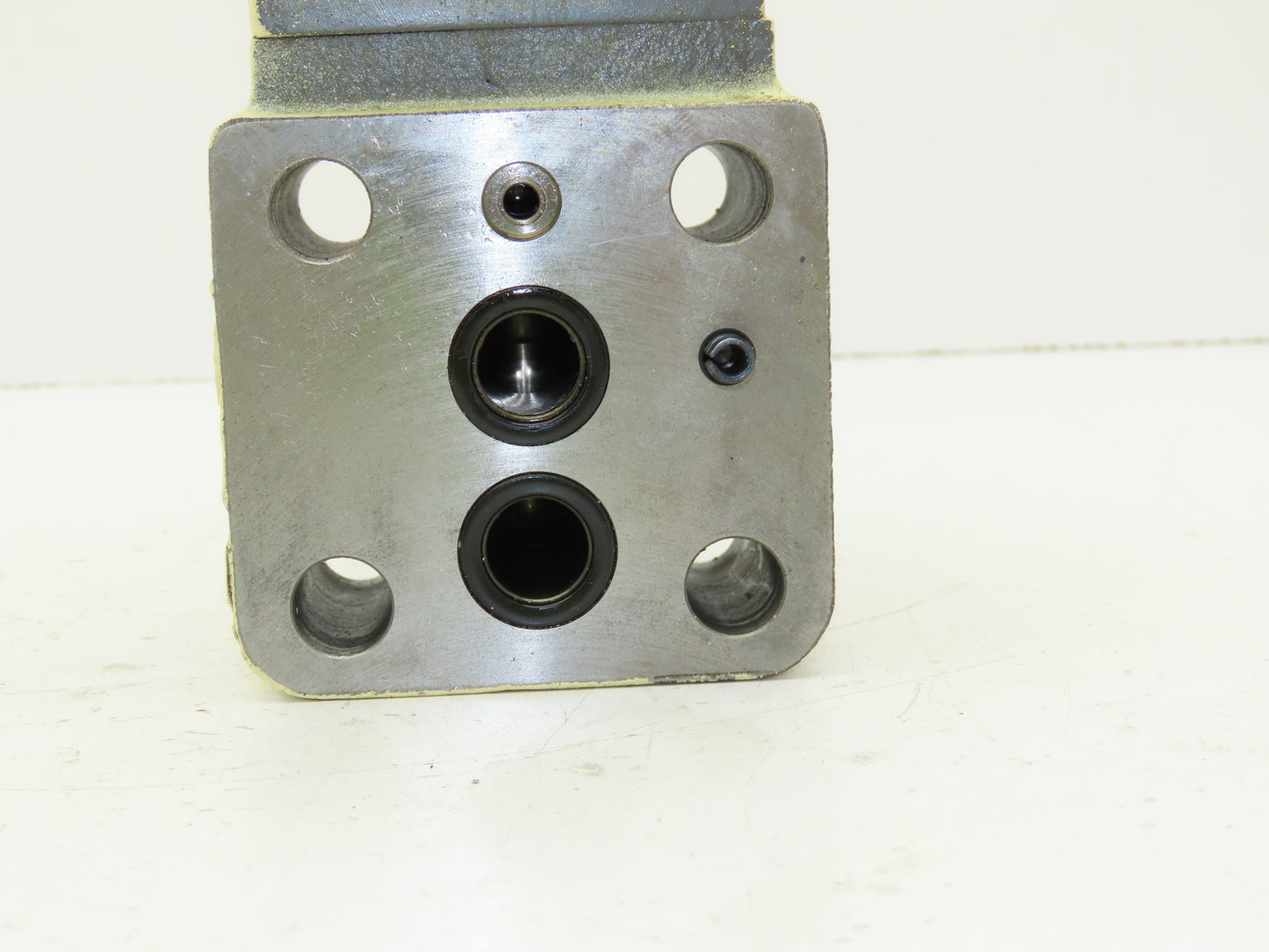 Tokimec Vickers TCG50-03-F-P7-H-12-S39B Solenoid Control Modular Relief Valve