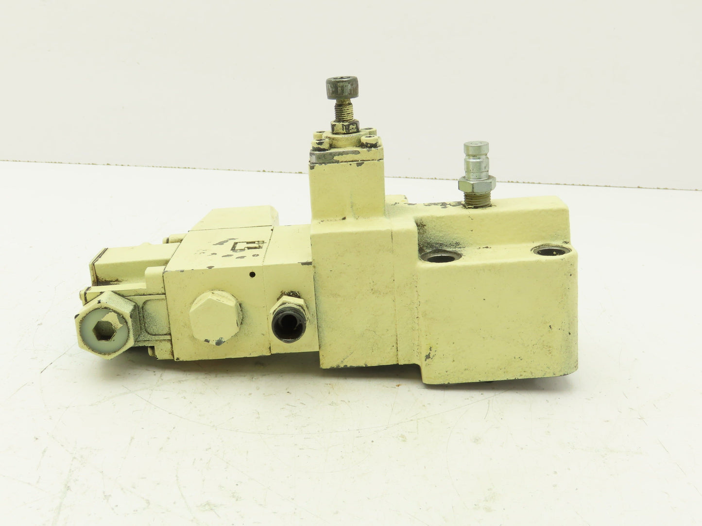 Tokimec Vickers TCG50-03-F-P7-H-12-S39B Solenoid Control Modular Relief Valve