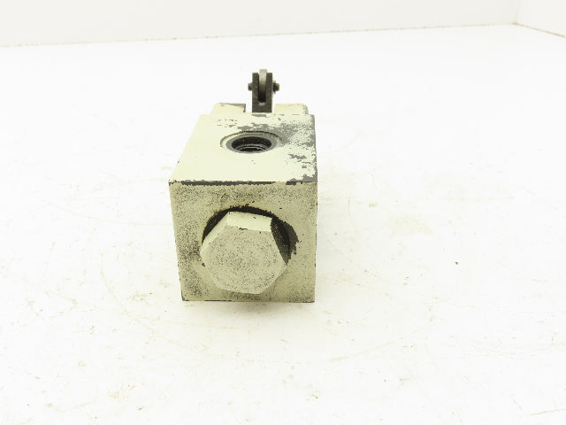 Yuatsuseiko Oilic YV3581 Directional Control Cam Lever Valve 2-Pos Spring Return