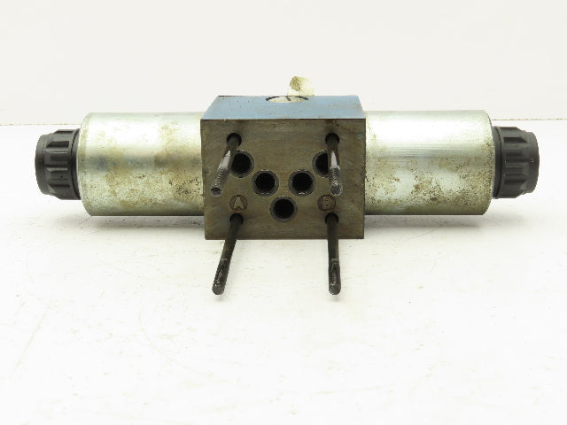 Rexroth 4WE10 E31/C-G24-N9-K4 Directional Control 4/3 Solenoid Valve 24VDC