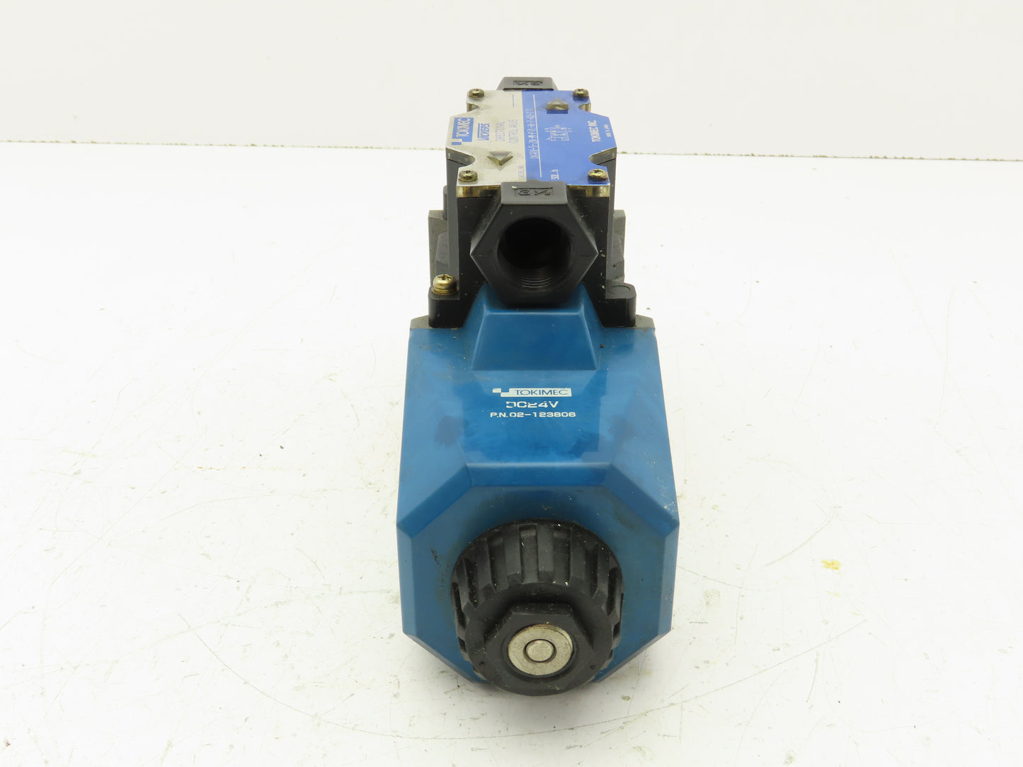 Tokimec Vickers DG4V-5-2A-M-P7L-H-7-40-T51 Directional Control Solenoid Valve