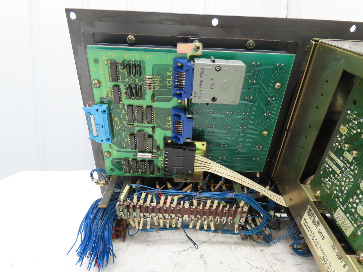 Fanuc Mazak TR-9DK1B Slant Turn 40 Control Panel Unit System 6T