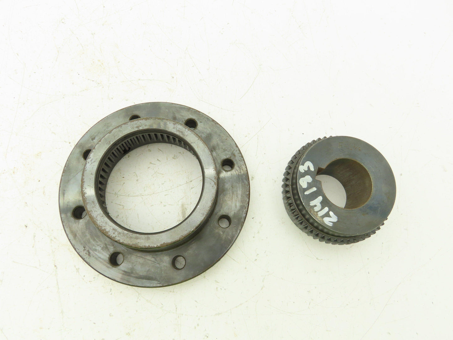 Sier-Bath Vari-Crown Flexible Coupling With 2"Hub 1-1/2"Bore Size F 1-1/2