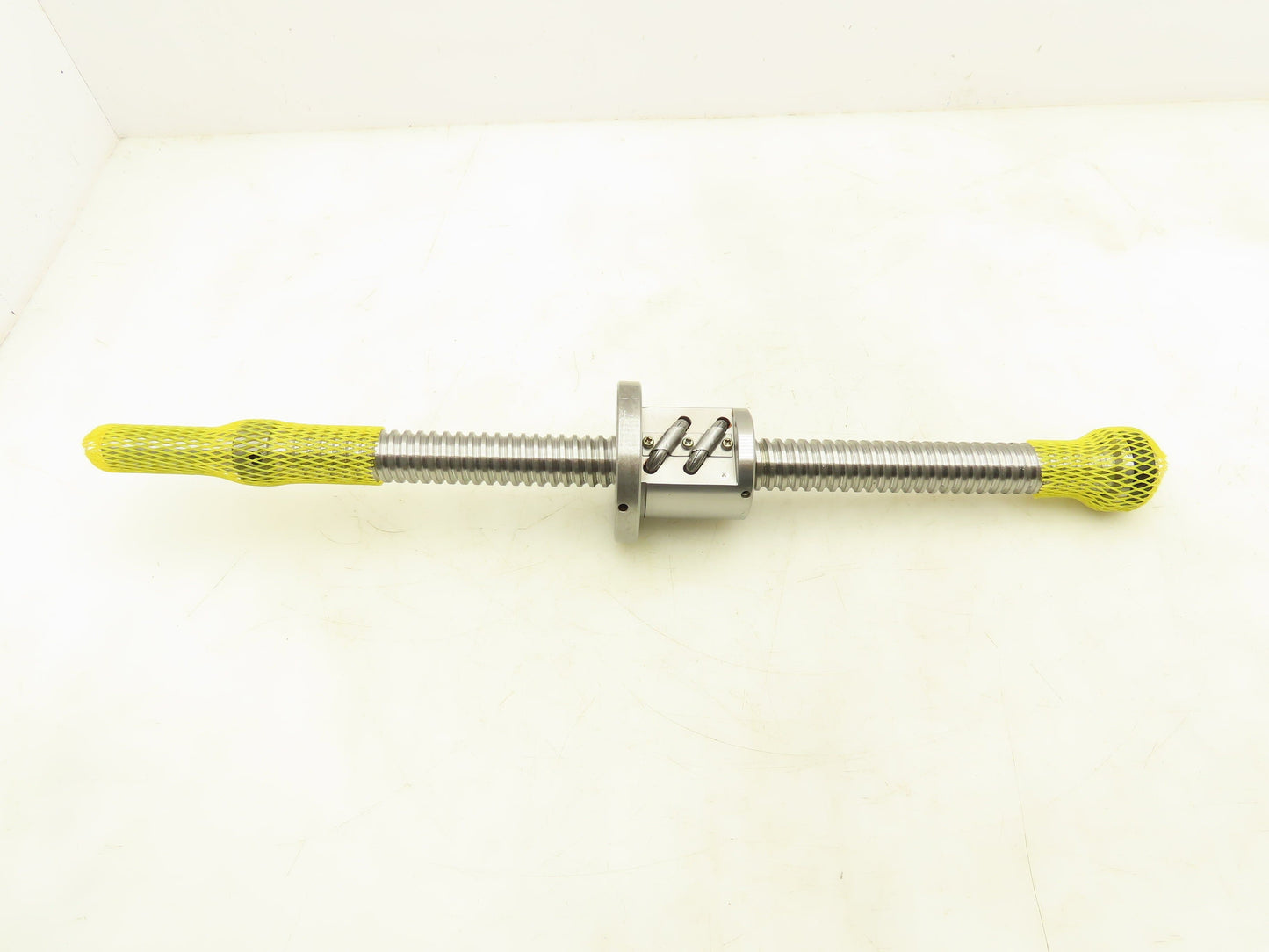 Thread-Craft W2503-620Z-C3Z Ball Screw 25mm Dia 6mm RH Lead 485mm OAL 19"