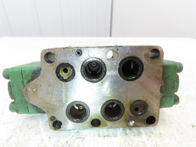 Vickers DG5S-8-2C-T-M-U-HL7-40 Directional Control Solenoid Valve 24VDC