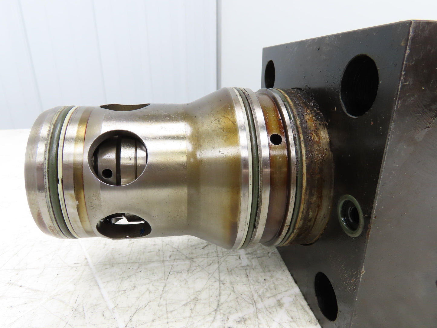 Moog Hydrolux PCMEE50A6G1304ZX3B 2-Way Proportional Cartridge Valve PCME 50