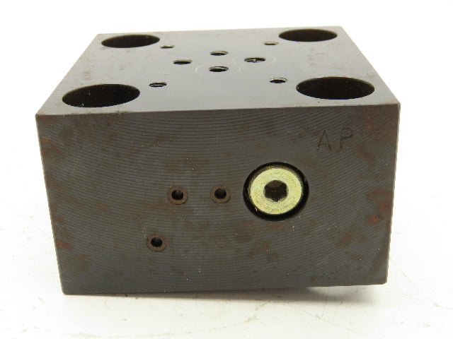 Husky CCE25B61WDBX06/X12.C10 Cartridge Valve Cover