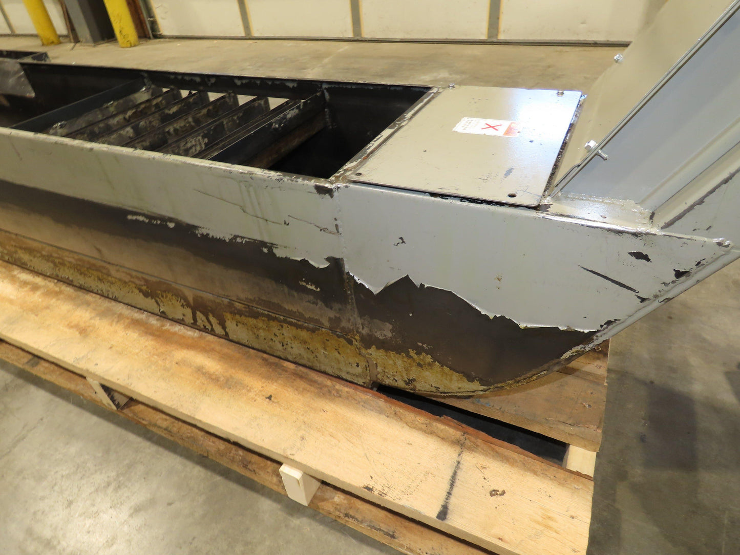 Enomoto Hinge Belt CNC Chip Conveyor 15"x 88" Infeed 46" Discharge 220V 3PH