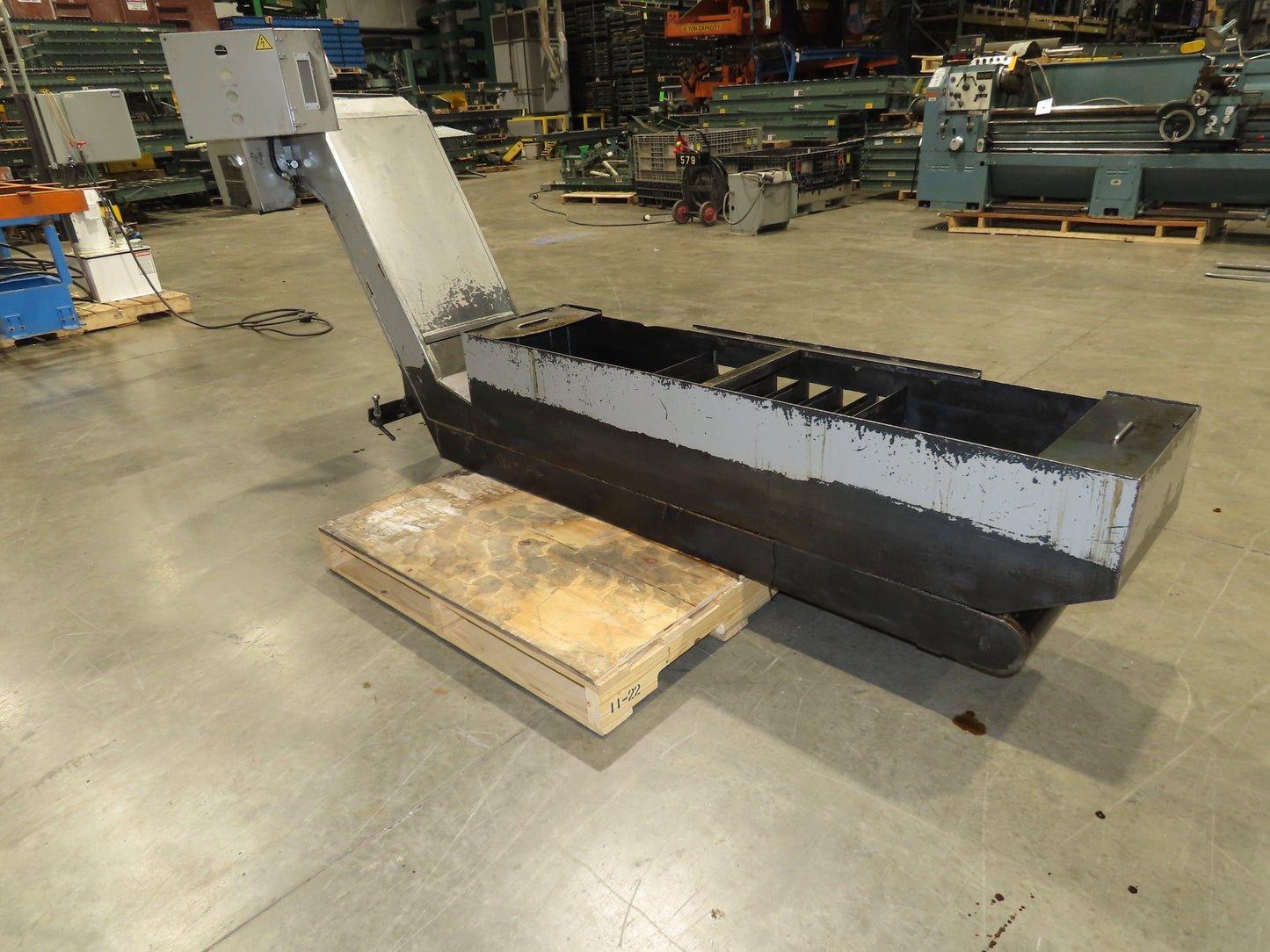 Enomoto Hinge Belt CNC Chip Conveyor 16"x 62" Infeed 36-42" Discharge 220V 3PH