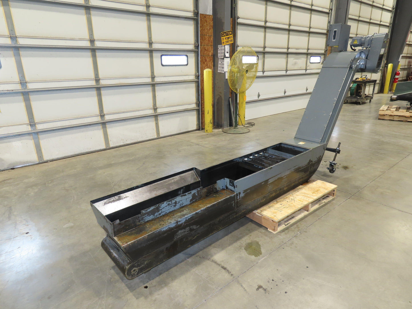 Enomoto Hinge Belt CNC Chip Conveyor 15"x 88" Infeed 46" Discharge 220V 3PH