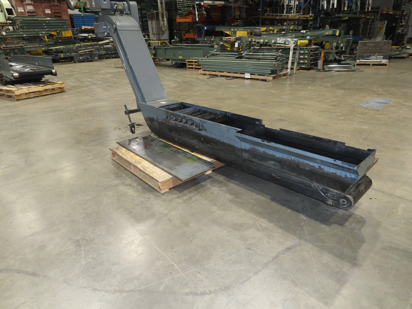 Enomoto Hinge Belt CNC Chip Conveyor 15"x 88" Infeed 46" Discharge 220V 3PH