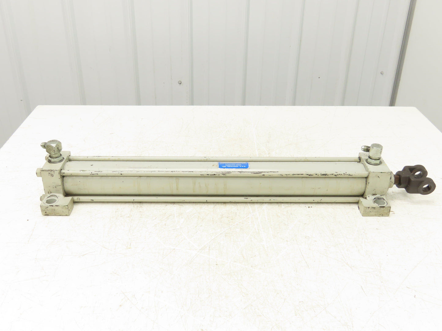 Hydraulic Tie-Rod Cylinder 2.5" Bore 24" Stroke Side Lug Foot Mount