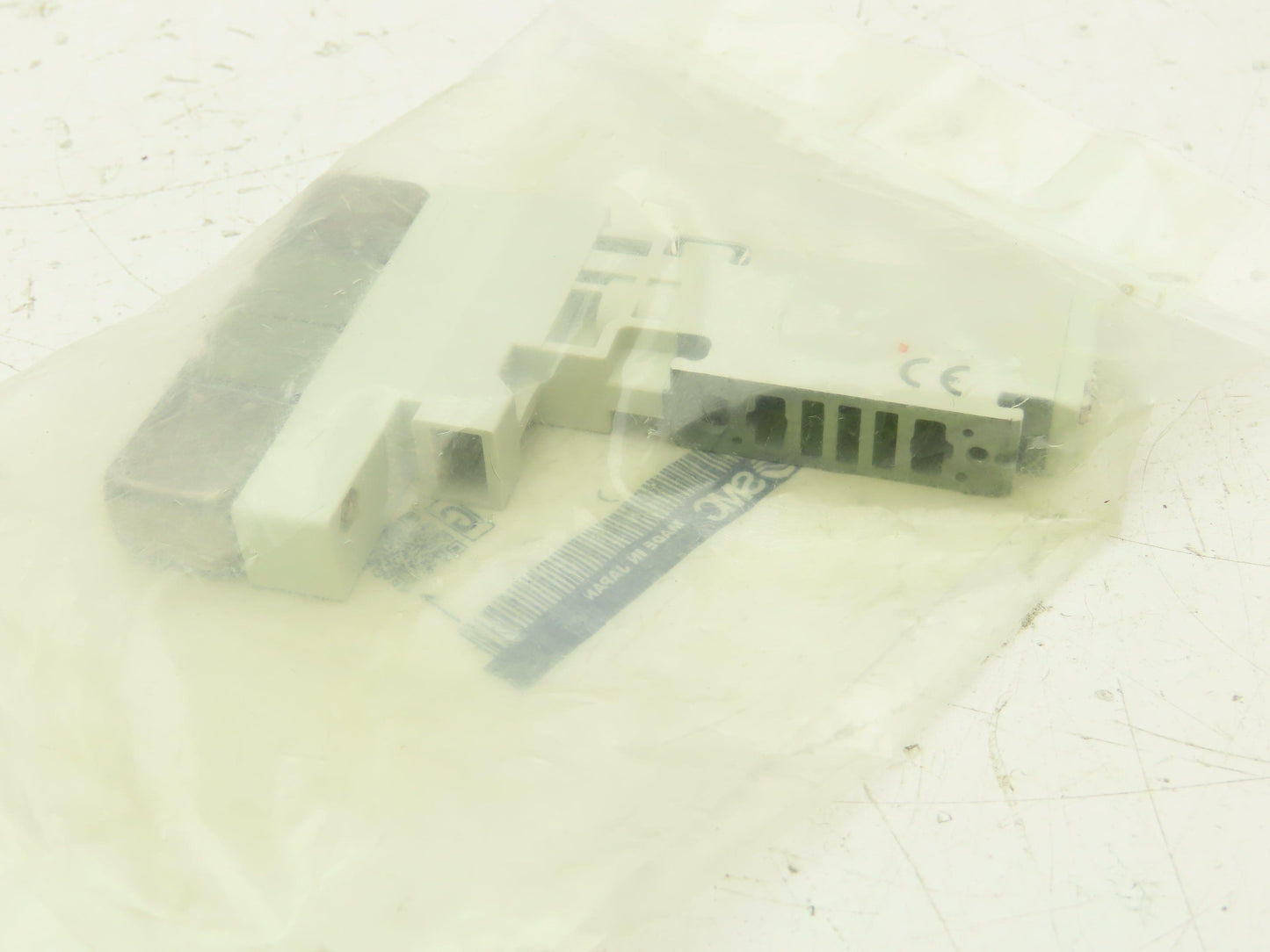 SMC VQC1200-51 Solenoid Air Operated Valve 5-Port