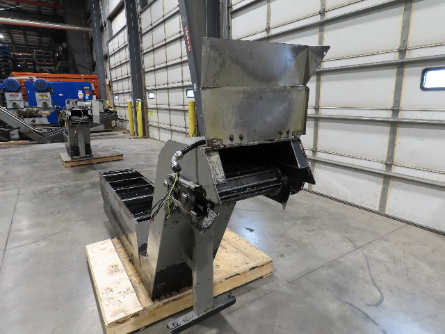 Enomoto Hinge Belt CNC Chip Conveyor 16"x 62" Infeed 31" Discharge 220V 3PH